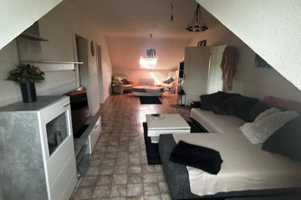 Wohnung Solingen Mitte - 3 Zimmer, 70 m&sup2;, 360&euro; | Angebot:26879395