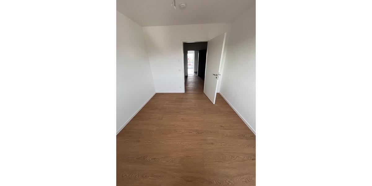 Etagenwohnung Burscheid - 4 Zimmer, 119 m&sup2;, 1.997&euro; | Angebot:25401623