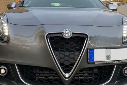 Alfa Romeo Giulietta 42.000 km 15.240 € Ratingen 40885