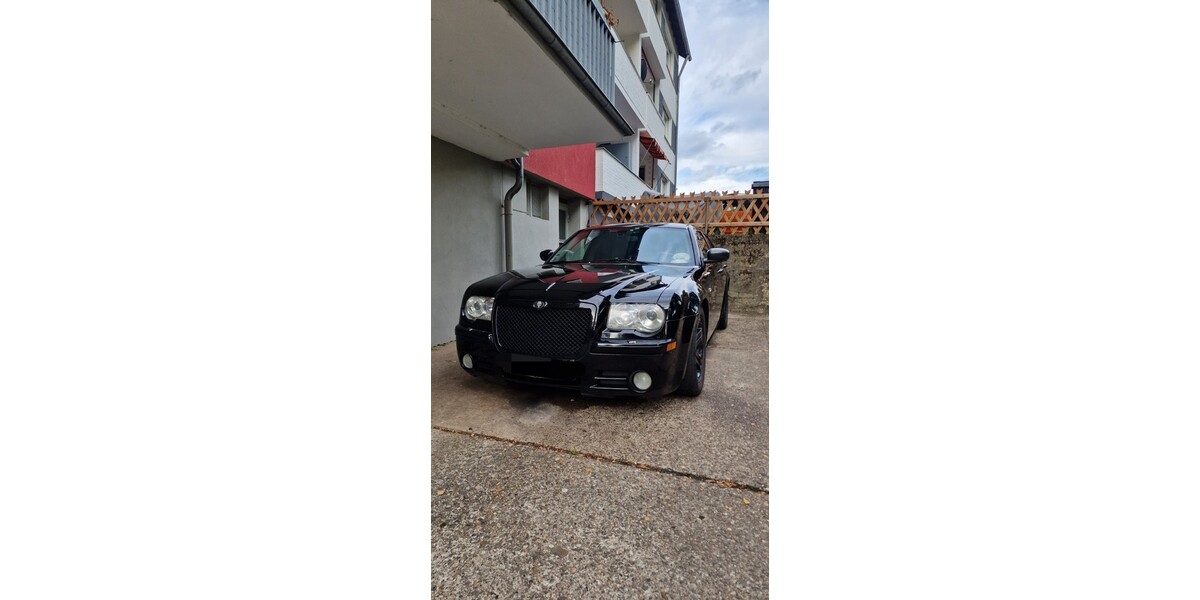 Chrysler 300C 290.000 km 5.500 &euro; Köln 50667