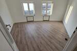 Etagenwohnung Düsseldorf Rath - 3 Zimmer, 92 m&sup2;, 1.250&euro; | Angebot:25774715