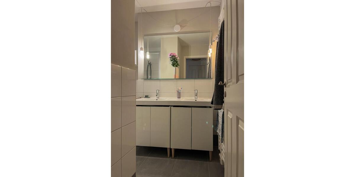Etagenwohnung Köln Innenstadt - 3 Zimmer, 80 m&sup2;, 2.100&euro; | Angebot:25514538