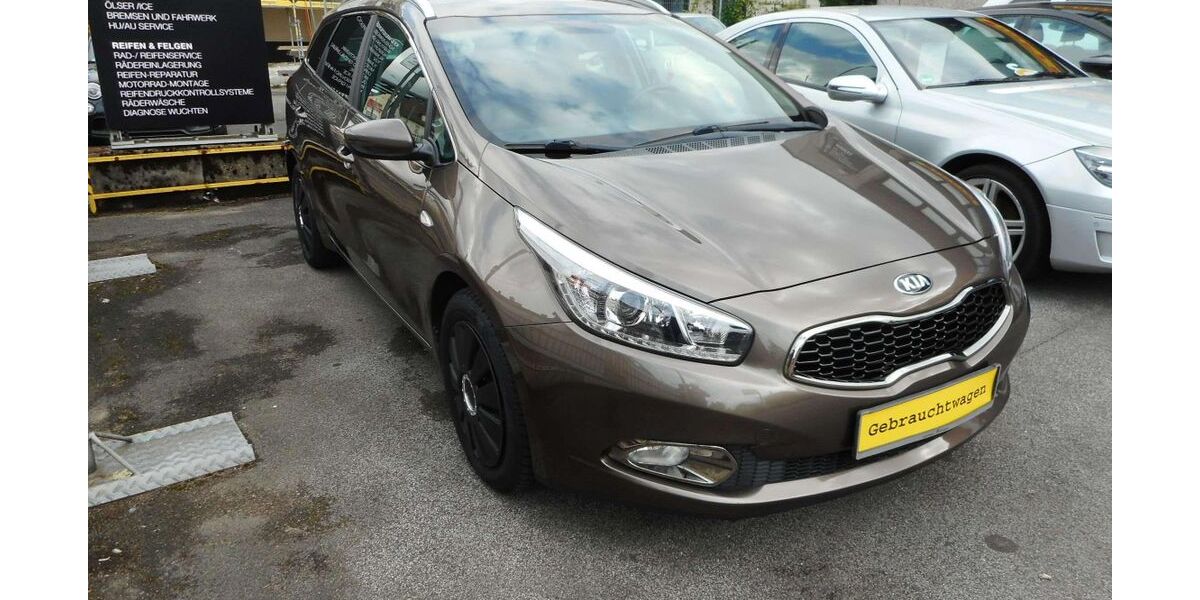 Kia ceed / Ceed 125.000 km 8.600 &euro; Solingen 42653