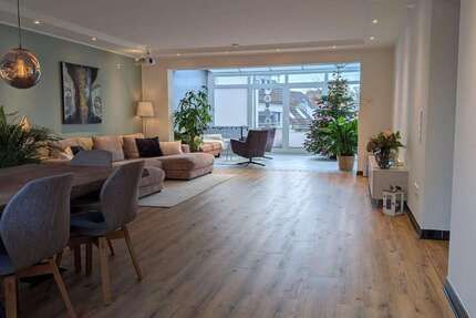 Wohnung Pulheim - 5 Zimmer, 240 m&sup2;, 945.000&euro; | Angebot:25180955