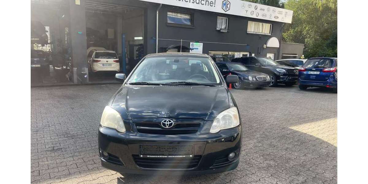 Toyota Corolla 179.000 km 5.100 &euro; Solingen 42653