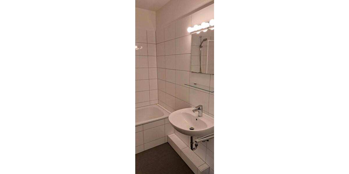 Etagenwohnung Erkrath - 1.5 Zimmer, 45 m&sup2;, 130.000&euro; | Angebot:26889928