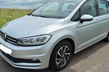 VW Touran 92.000 km 20.490 &euro; Lindlar 51789