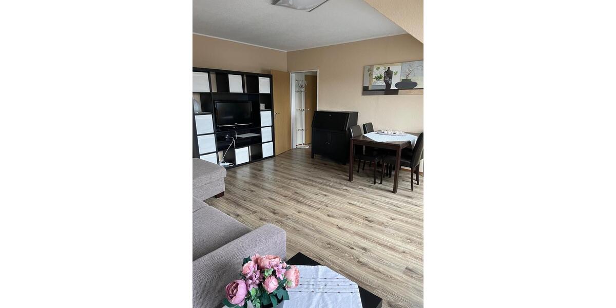 Dachgeschoßwohnung Remscheid Gemarkung Bergisch Born - 1 Zimmer, 50 m&sup2;, 400&euro; | Angebot:26311863