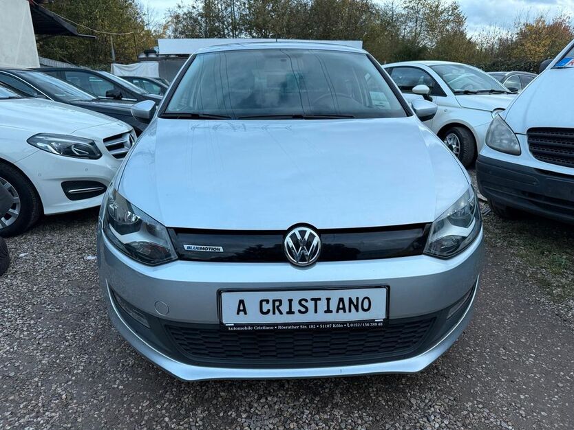 VW Polo 84.000 km 7.999 € Köln 51107