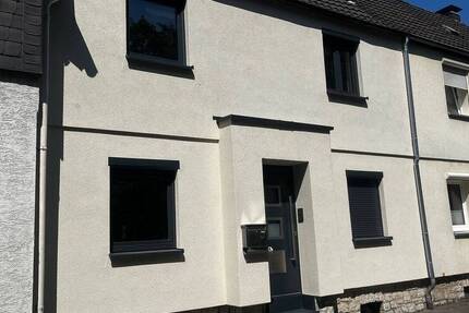 Haus Bergisch Gladbach Heidkamp - 6 Zimmer, 160 m&sup2;, 580.000&euro; | Angebot:26543319