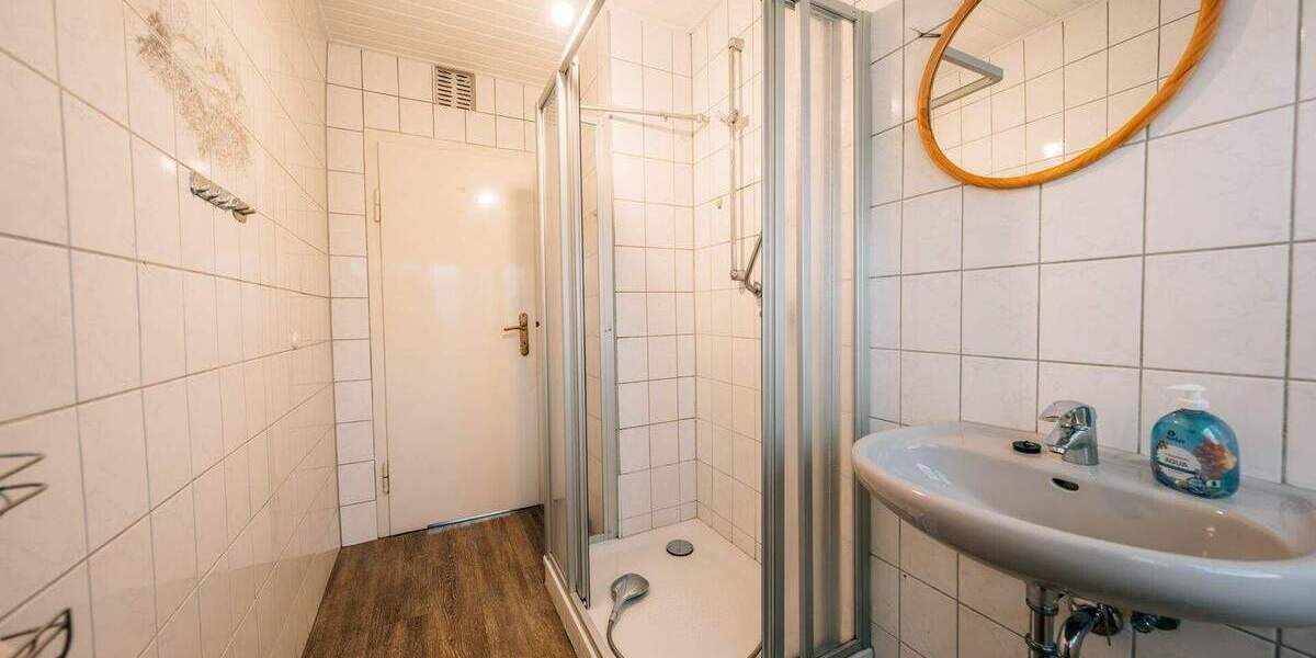 Etagenwohnung Remscheid Innen - 3 Zimmer, 68 m&sup2;, 99.000&euro; | Angebot:25742120