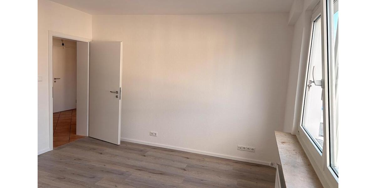 Etagenwohnung Leverkusen Schlebusch - 2 Zimmer, 65 m&sup2;, 950&euro; | Angebot:26320456