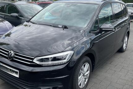 VW Touran 16.162 km 34.950 &euro; Hilden 40721