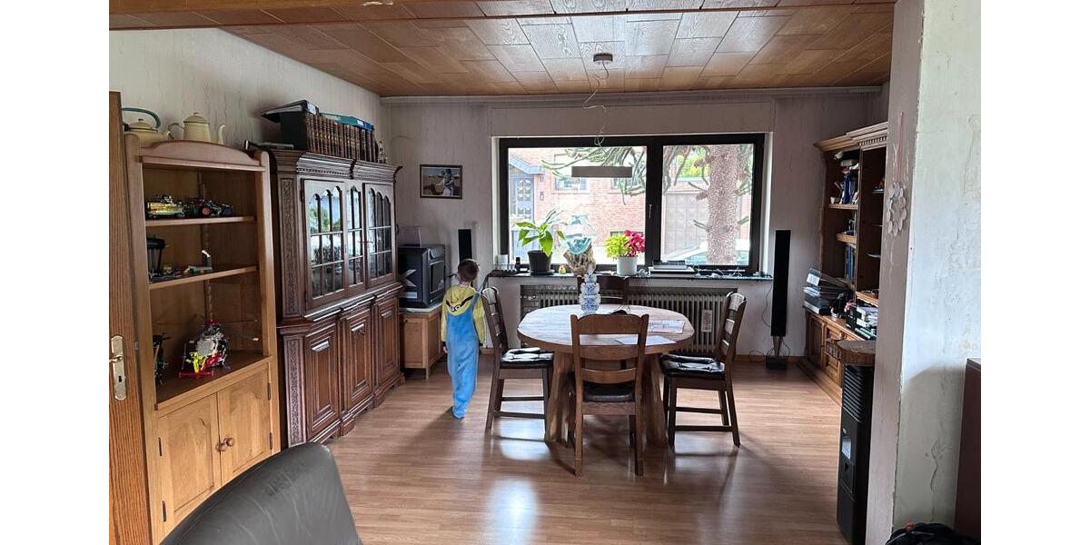 Einfamilienhaus Bergheim Auenheim - 8 Zimmer, 160 m&sup2;, 550.000&euro; | Angebot:26737647