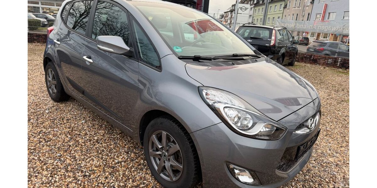 Hyundai ix20 89.700 km 5.900 &euro; Leverkusen 51371