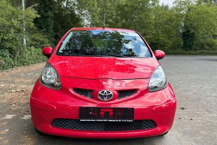 Toyota Aygo (X) 149.000 km 1.900 &euro; Neuss 41460