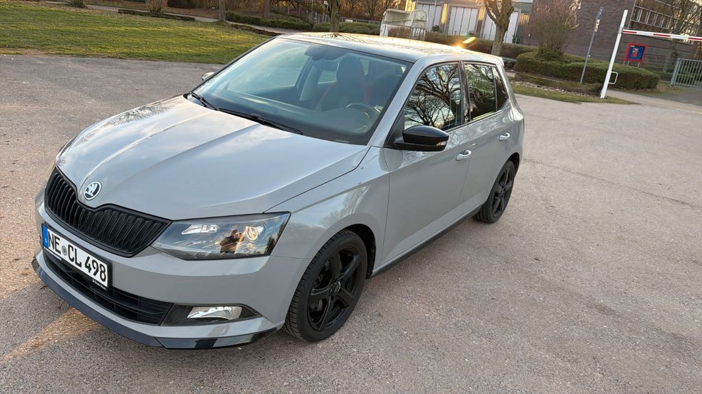 Skoda Fabia 51.543 km 12.999 &euro; Neuss 41472