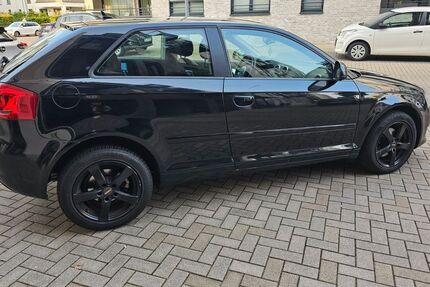 Audi A3 289.395 km 3.000 &euro; Düsseldorf 40235