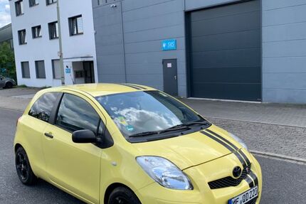 Toyota Yaris 194.255 km 2.200 &euro; Haan 42781
