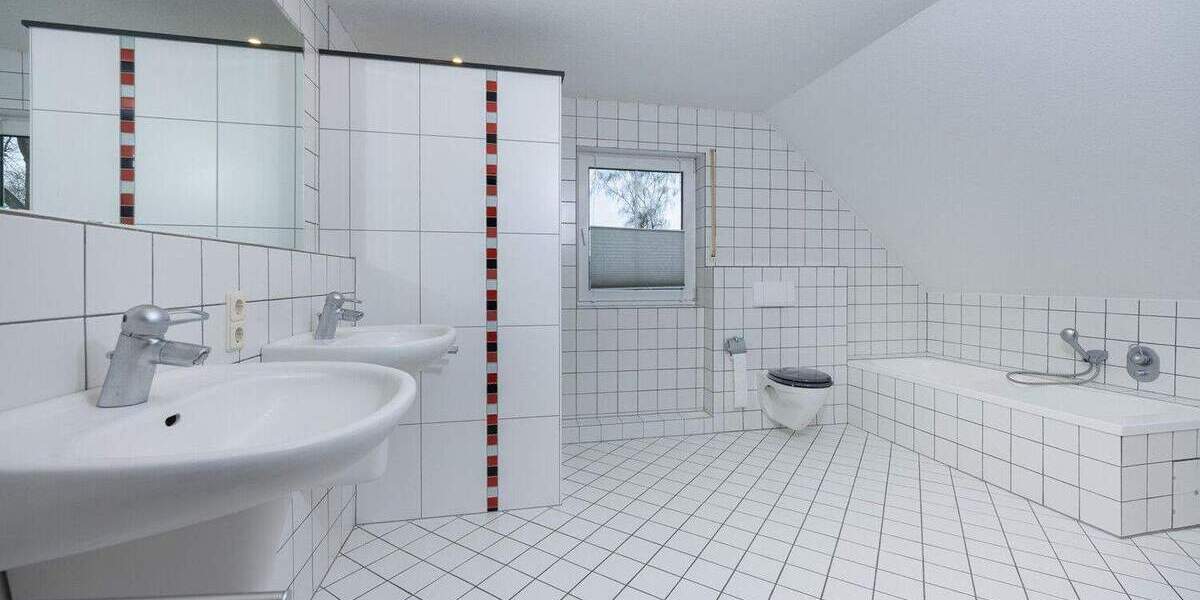 Einfamilienhaus Remscheid Lüttringhausen - 5 Zimmer, 148 m&sup2;, 550.000&euro; | Angebot:25693672