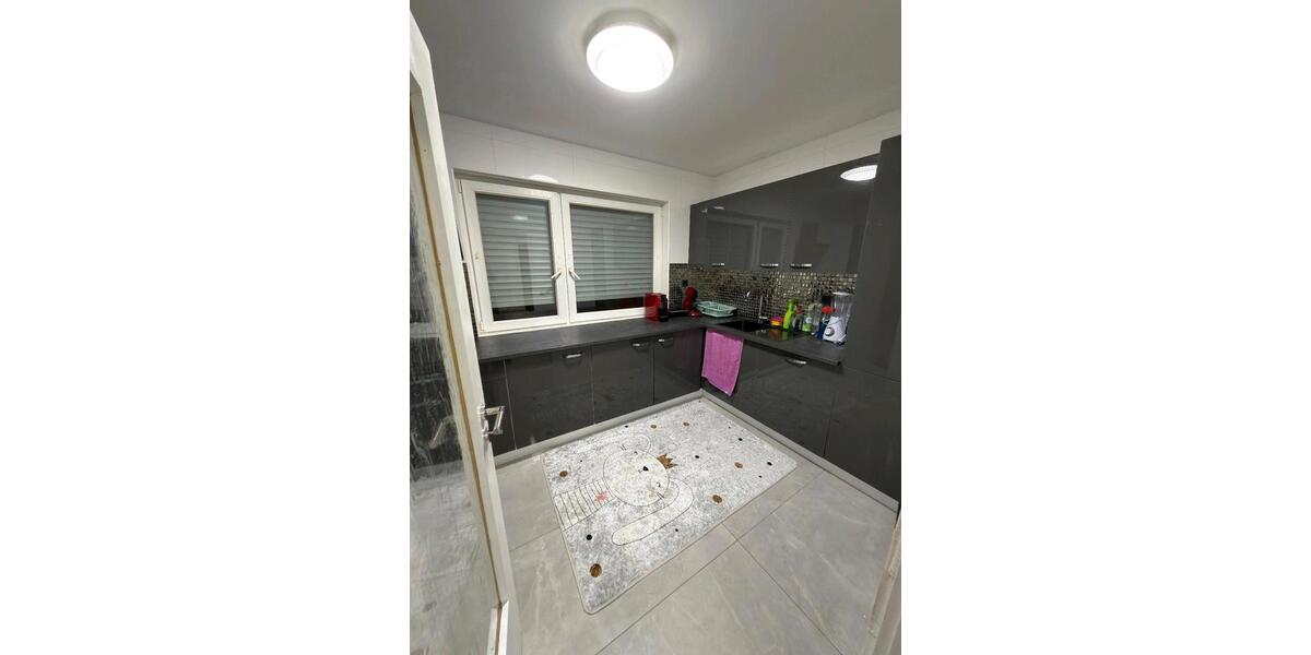 Etagenwohnung Leverkusen Bergisch Neukirchen - 4 Zimmer, 84 m&sup2;, 270.000&euro; | Angebot:24646498