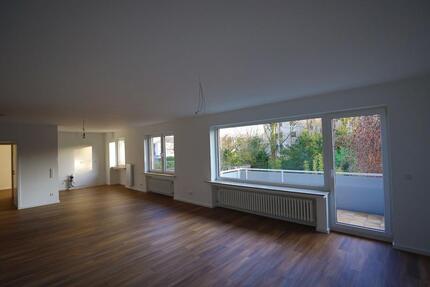 4 Zimmer Wohnung mit Balkon im Stadionviertel kernsaniert 4 zimmer