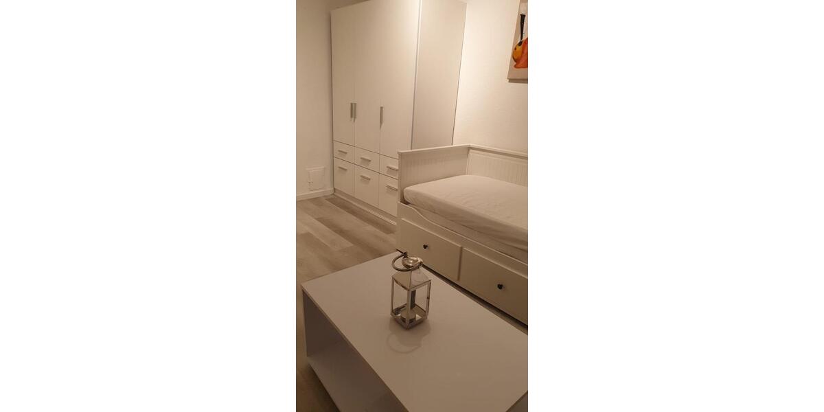 Etagenwohnung Hürth - 1.5 Zimmer, 30 m&sup2;, 830&euro; | Angebot:26408127