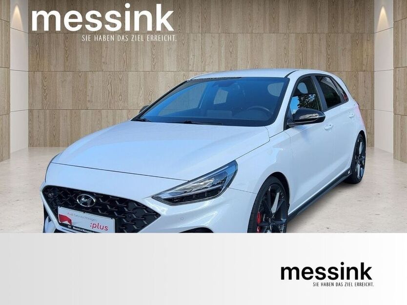 i30