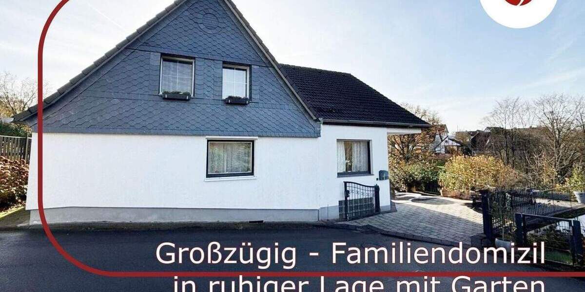 Gepflegtes, freistehendes Einfamilienhaus mit 6 Zimmern, großem Garten und Garage – viel Platz für die ganze Familie 6 zimmer