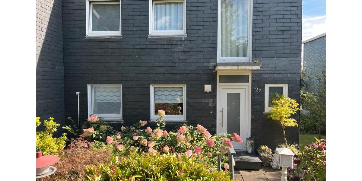 Familienidyll in Solingen Gräfrath ohne Maklergebühren von Privat 4 zimmer