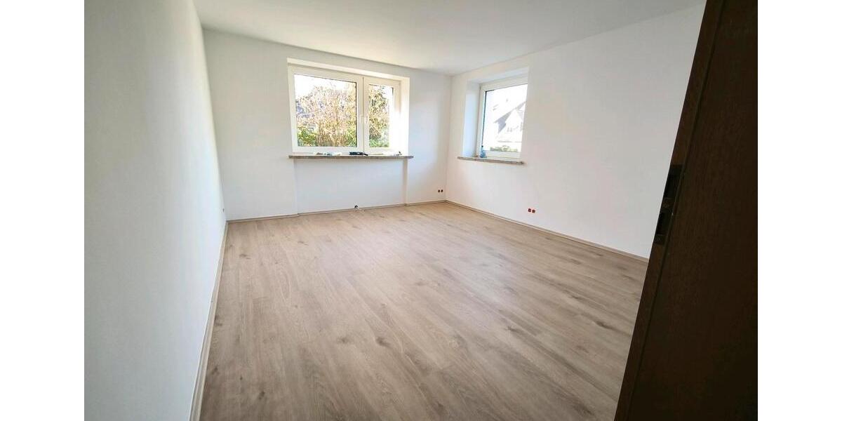 Erdgeschoßwohnung Neuss Furth-Mitte - 3 Zimmer, 80 m&sup2;, 1.250&euro; | Angebot:25349134