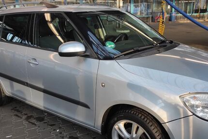 Skoda Fabia 239.000 km 1.800 &euro; Leverkusen 51375