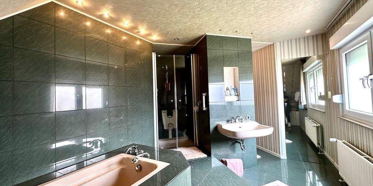 Doppelhaushälfte Grevenbroich Wevelinghoven - 3 Zimmer, 118 m&sup2;, 379.000&euro; | Angebot:24761003