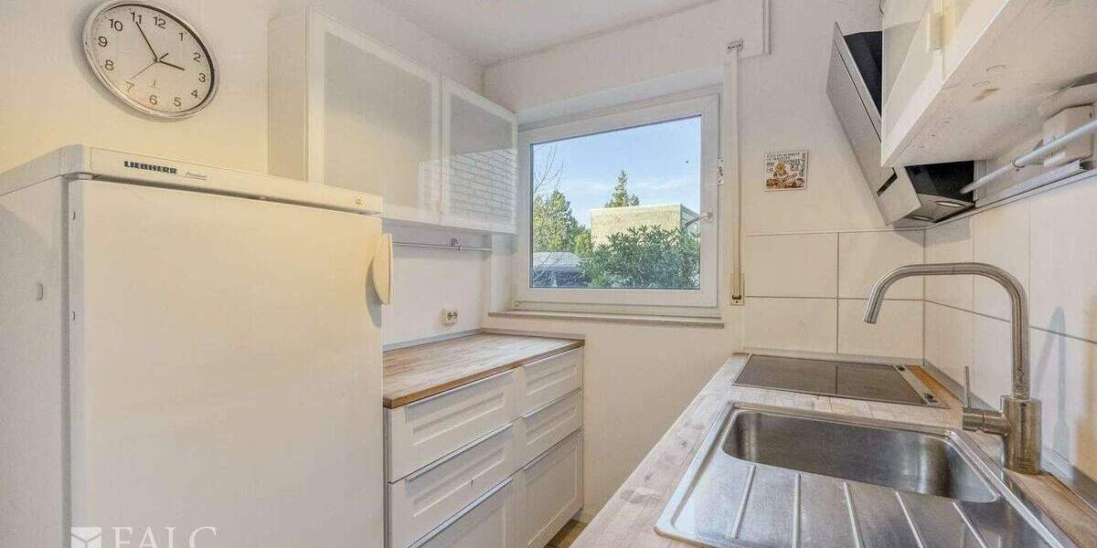 Reihenendhaus mit Garten & Sanierungsfahrplan in Köln-Ossendorf 6 zimmer