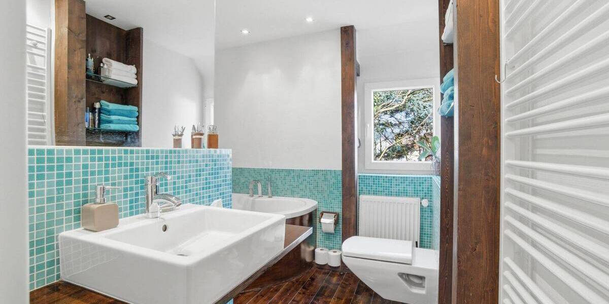 Mehrfamilienhaus, Wohnhaus Solingen Solingen-Mitte - 6 Zimmer, 156 m&sup2;, 449.000&euro; | Angebot:26887639