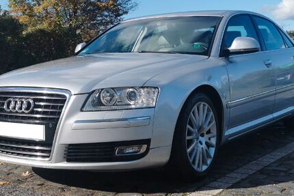 Audi A8 173.000 km 8.200 &euro; Köln 50939