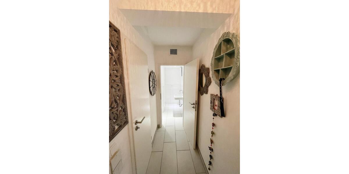 Etagenwohnung Köln Ehrenfeld - 2.5 Zimmer, 65 m&sup2;, 1.000&euro; | Angebot:26072574