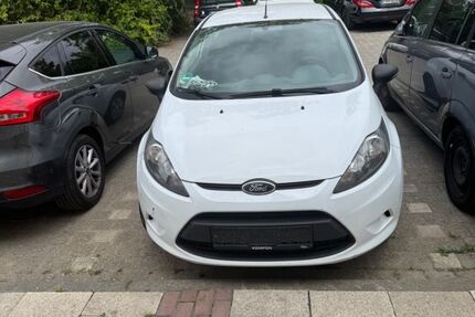 Ford Fiesta 210.000 km 2.600 € Köln 50765