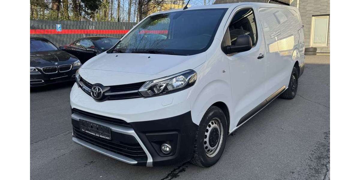 Toyota Proace 171.000 km 10.999 &euro; Remscheid 42857