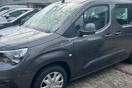 Opel Combo 147.830 km 10.990 € Dormagen 41540