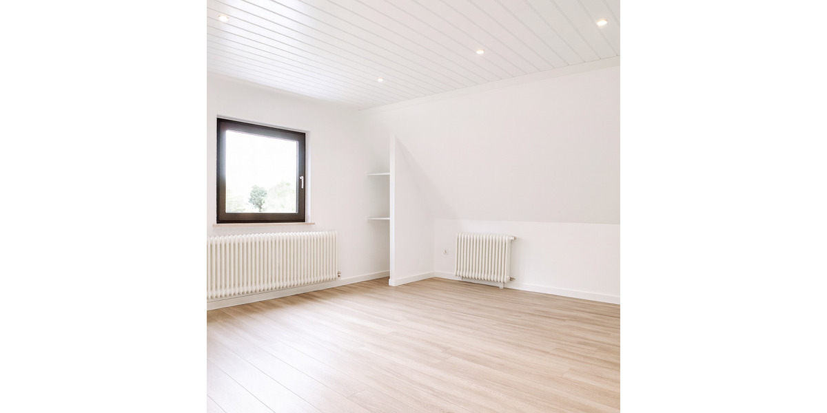 Wohnen mit Raum zur Entfaltung - Reiheneckhaus mit großem Grundstück 4 zimmer