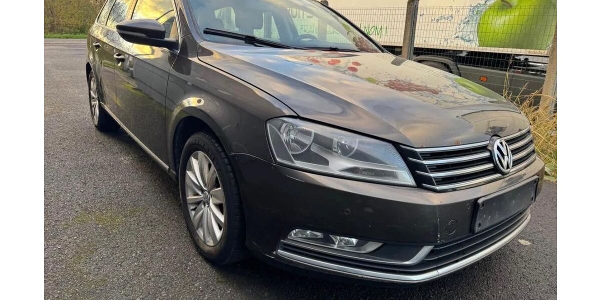 VW Passat 361.500 km 3.999 &euro; Hilden 40721