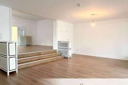 Haus Bergisch Gladbach Gronau - 4 Zimmer, 153 m&sup2;, 1.900&euro; | Angebot:27684305