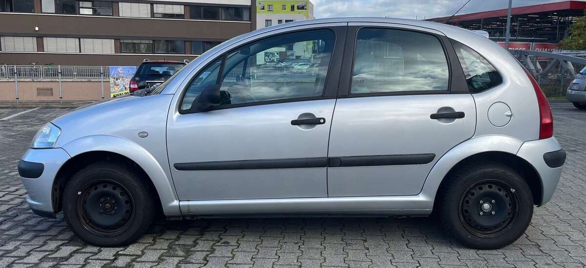 Citroen C3 161.745 km 1.200 € Köln 50735