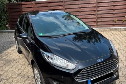 Ford Fiesta 123.430 km 5.300 &euro; Neuss 41468