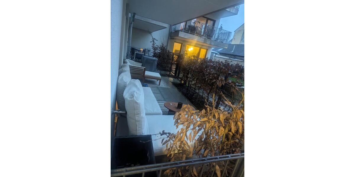 Erdgeschoßwohnung Köln Ehrenfeld - 3 Zimmer, 76 m&sup2;, 1.600&euro; | Angebot:25265377