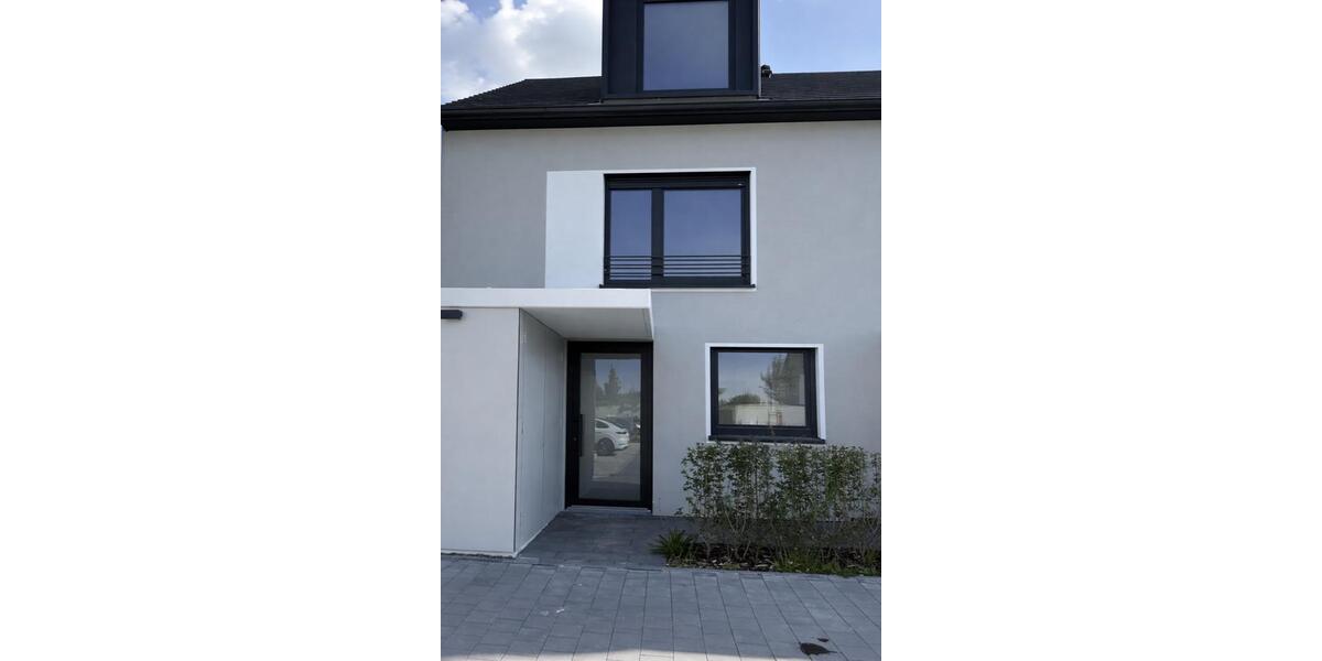 Charmantes Reihenmittelhaus zur Miete in Düren Lendersdorf 5 zimmer