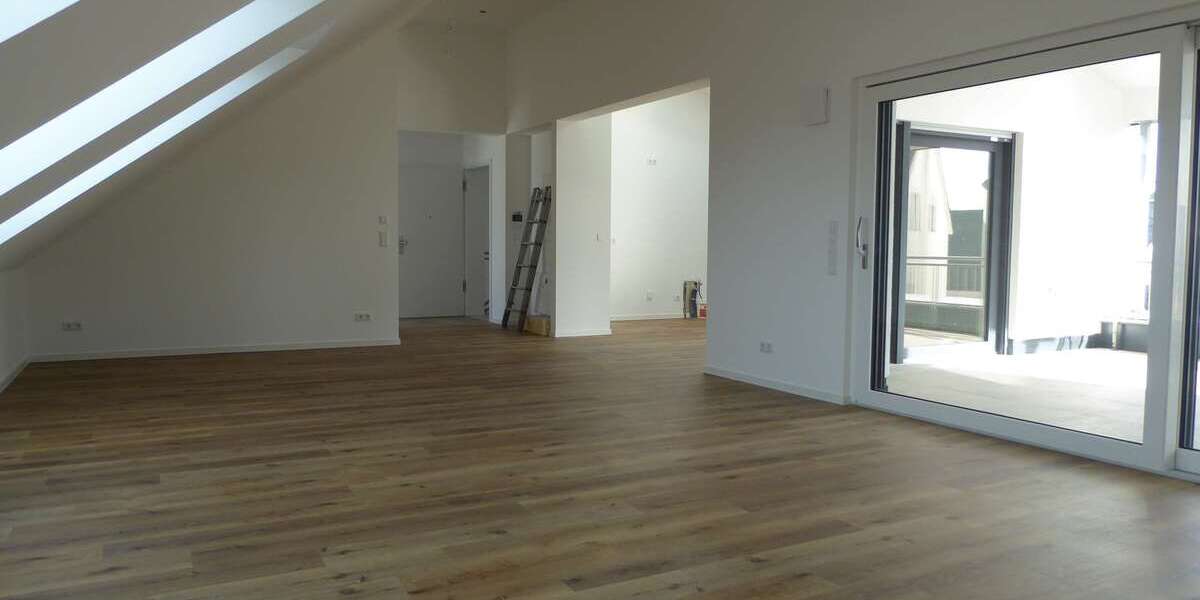 Etagenwohnung Wermelskirchen - 5 Zimmer, 185 m&sup2;, 2.600&euro; | Angebot:26826453