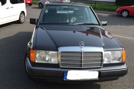 Mercedes w124 E200