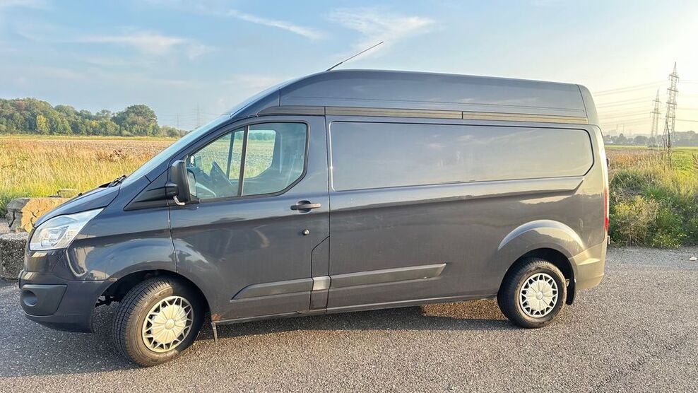 Ford Transit Custom 186.000 km 9.800 € Frechen 50226